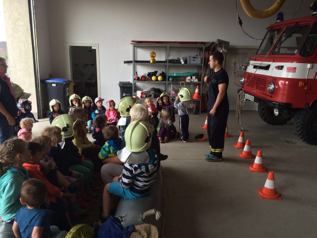 Die Kita Saalepiraten zu Gast bei der FF Brachwitz