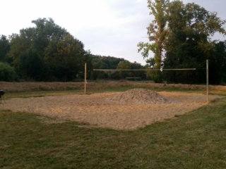 Volleyplatz erstrahlt in neuem Glanz - Brachwitz