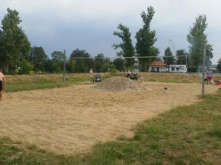 Volleyplatz erstrahlt in neuem Glanz - Brachwitz